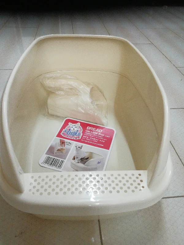 Bread Cat Litter Box CL212